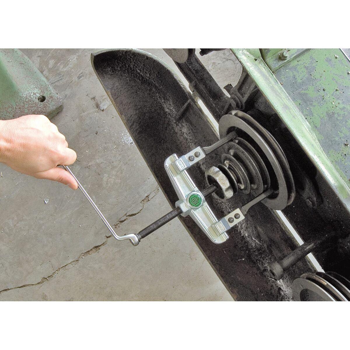 V2HEA8128DEB2836EEF398531FAEAFB01E7R7061686P4