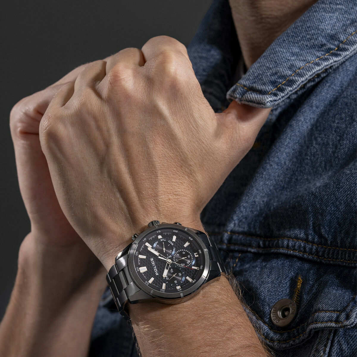 V4H88238666C6C29594EE503CCDDFA153E8R7043177P5