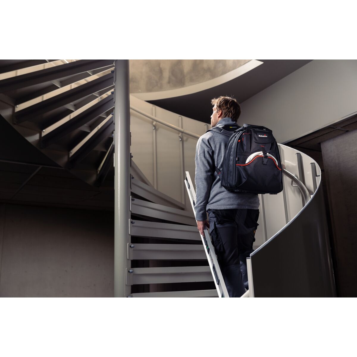 V2H0B301D13FC1FE7EC57A562E1CA8CCB2DR7212616P10