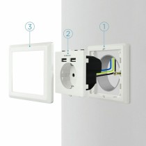 Prise Murale avec 2 Ports USB TooQ 10.35.0010 5V/2.4A Blanc 2,4 A