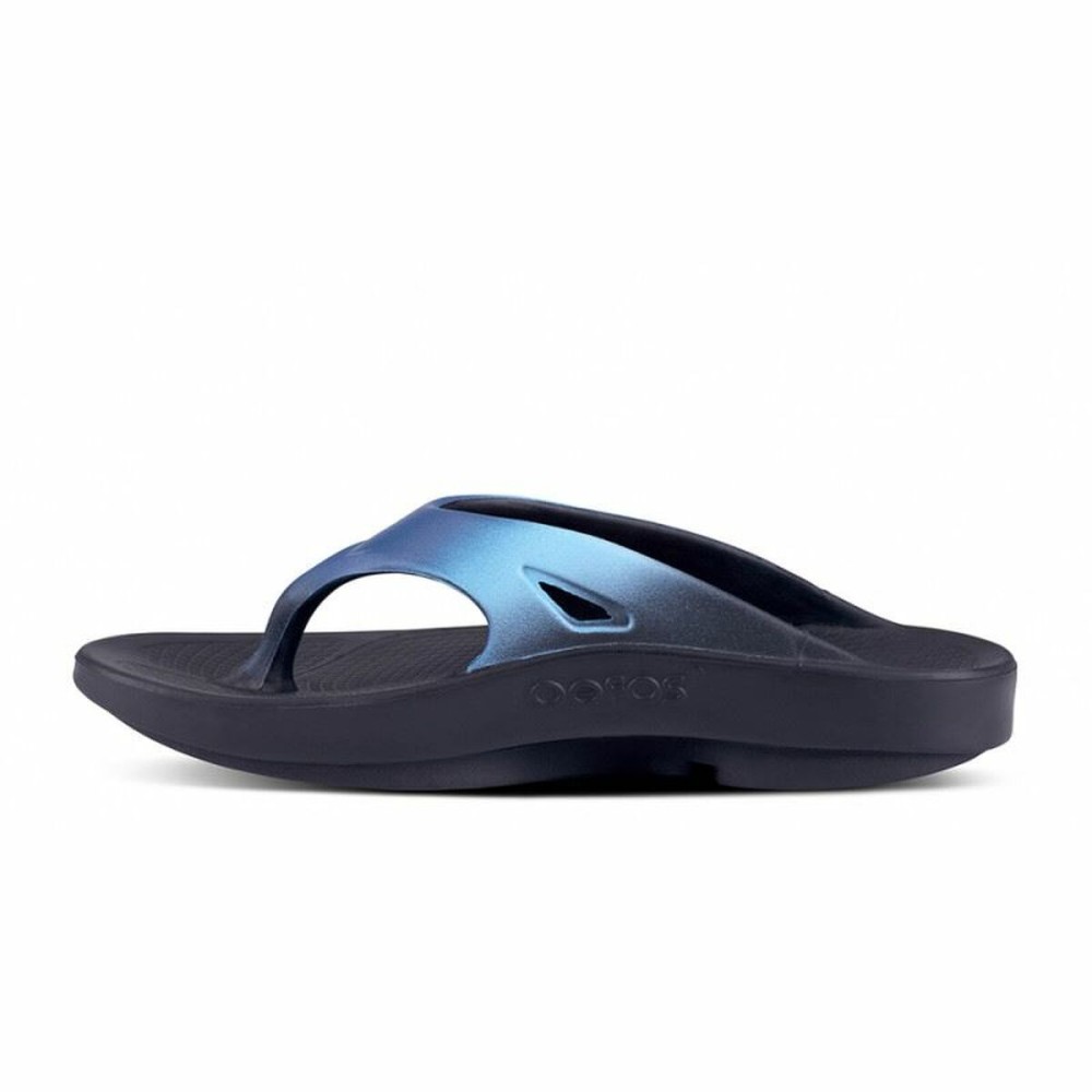 Schwimmbad-Slipper OOfos Schwarz