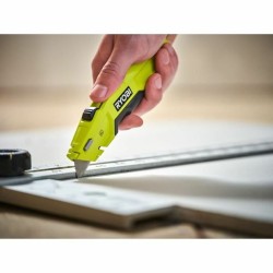 Cutter Ryobi Green Plastic