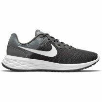 Laufschuhe für Erwachsene Nike DC3728 004 Revolution 6 Grau