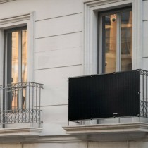 Selbstinstallierbares Solar-Kit Flex Full Black 400 W x2 ultraleichte und flexible Solarmodule. Verwendung für Balkon.