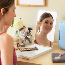 InnovaGoods Miroir de maquillage éclairé Miroir de salle de bain avec design pliant et vue