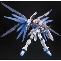 Figurine Décorative Bandai FREEDOM GUNDAM