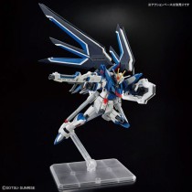 Action Figure Bandai RISING FREEDOM GUNDAM