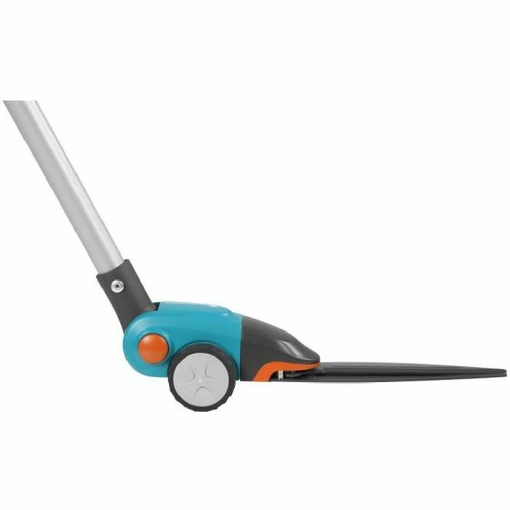 Grass shears Gardena Aluminium With wheels