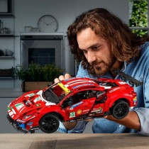 Construction set   Lego Ferrari 488 GTE AF Corse 51         Red