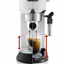 Manuelle Express-Kaffeemaschine DeLonghi EC 685.W 1300 W Weiß Schwarz Silberfarben 1300 W 15 bar 1,1 L