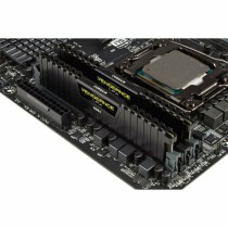 RAM Speicher Corsair Vengeance LPX CL16 CL18