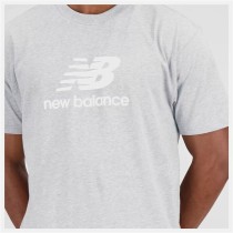 Herren Kurzarm-T-Shirt New Balance Essentials Grau