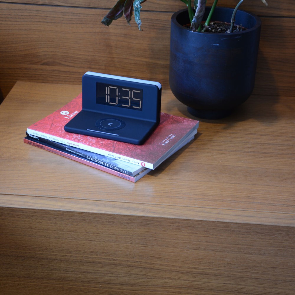 Alarm Clock with Wireless Charger KSIX Qi Black