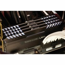 Mémoire RAM Corsair Revenge LED DDR4 64 GB