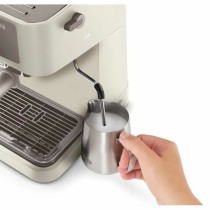 Cafétière électrique DeLonghi Stilosa Crème