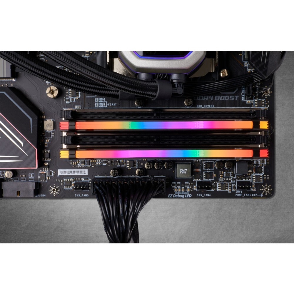 Mémoire RAM Corsair CMW32GX4M2D3600C18 32 GB DDR4 3600 MHz CL18