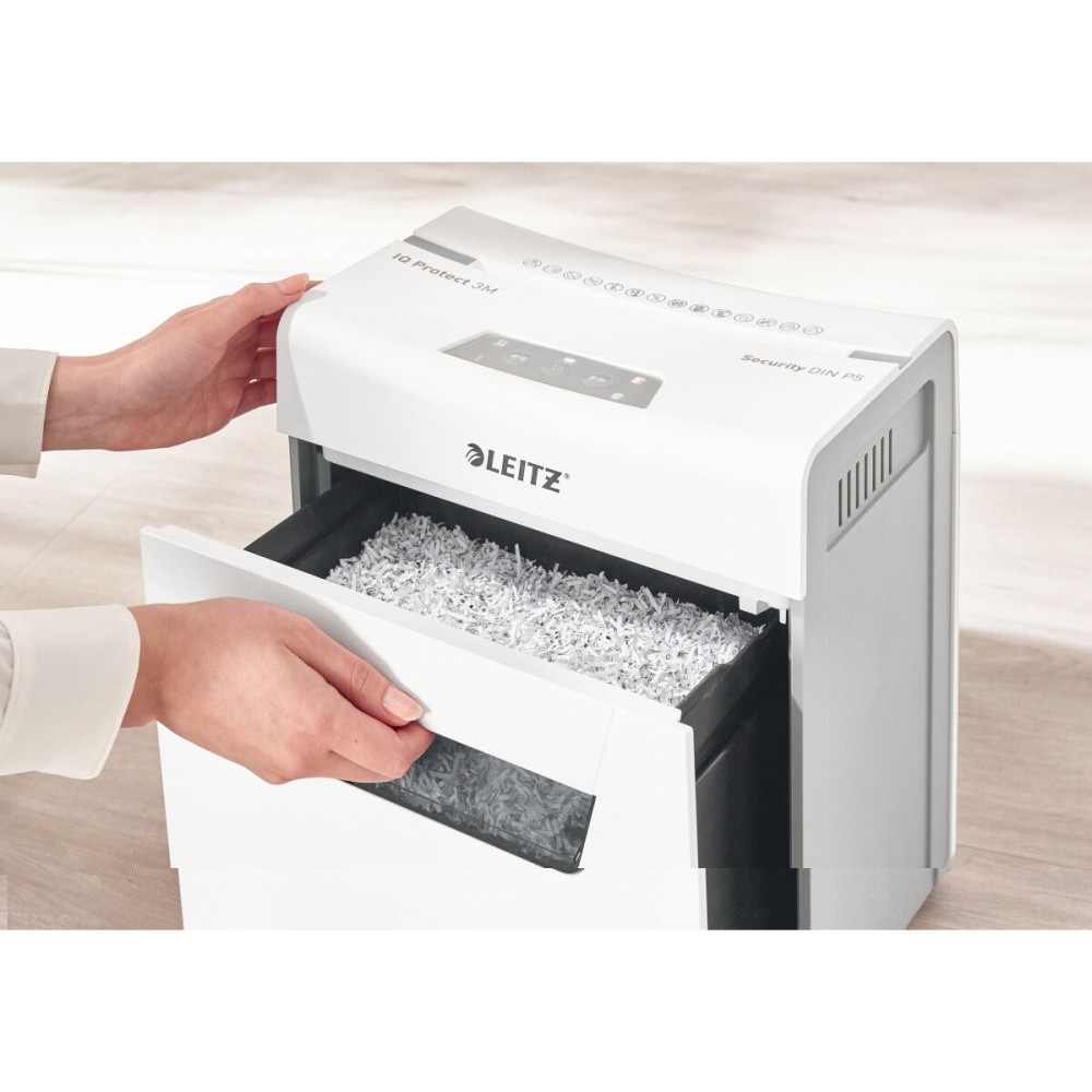 Micro-Cut Paper Shredder Leitz IQ 150 Autofeed P4