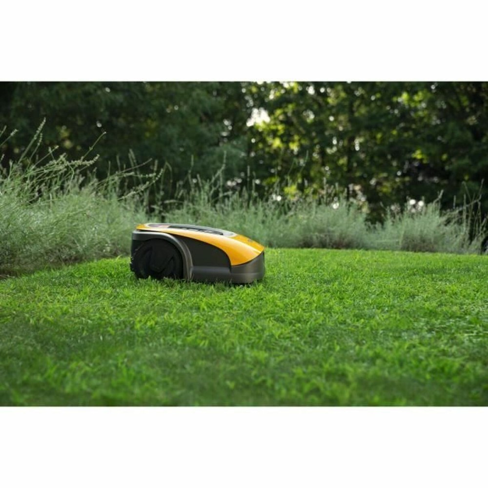 Lawn mowing robot Stephane Domergue Stiga A 1000