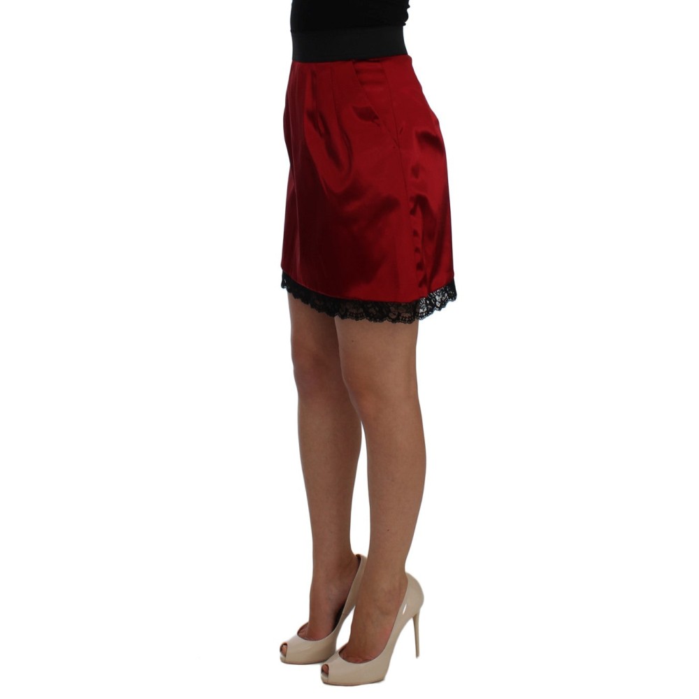 Dolce & Gabbana Eleganter roter Rock mit hoher Taille aus Spitze