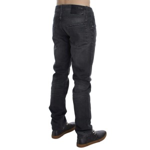 Acht Erhöhen Sie Ihren Stil mit zeitlosen grauen Jeans