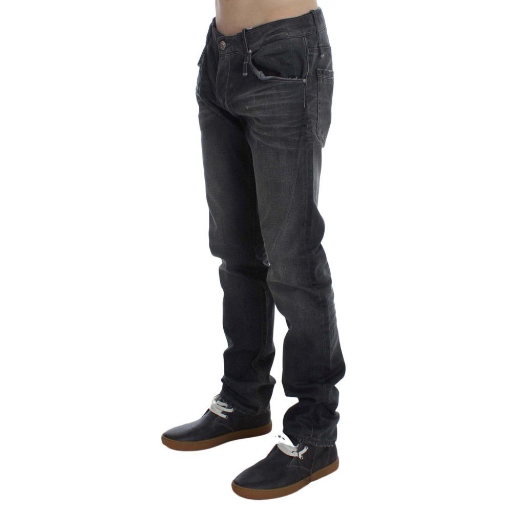 Acht Erhöhen Sie Ihren Stil mit zeitlosen grauen Jeans