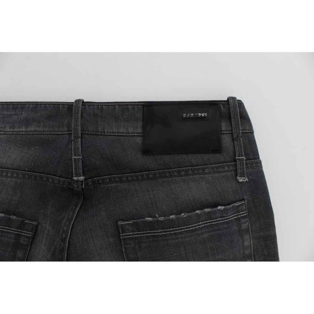 Acht Erhöhen Sie Ihren Stil mit zeitlosen grauen Jeans