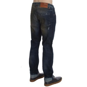 Acht Elegante Straight Fit Denim-Jeans für Männer