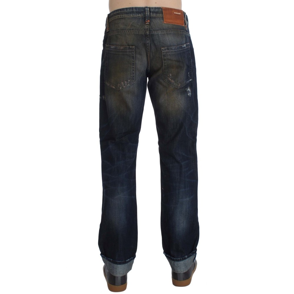Acht Elegante Straight Fit Denim-Jeans für Männer