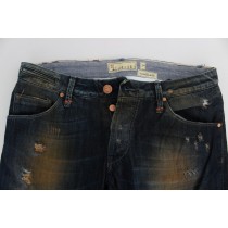 Acht Elegante Straight Fit Denim-Jeans für Männer