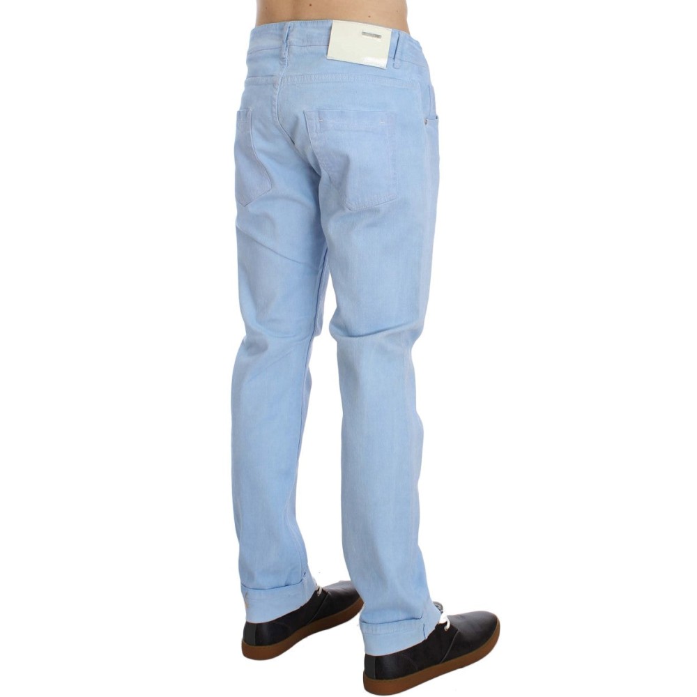 Acht Elegante Herrenjeans mit niedriger Taille und normaler Passform