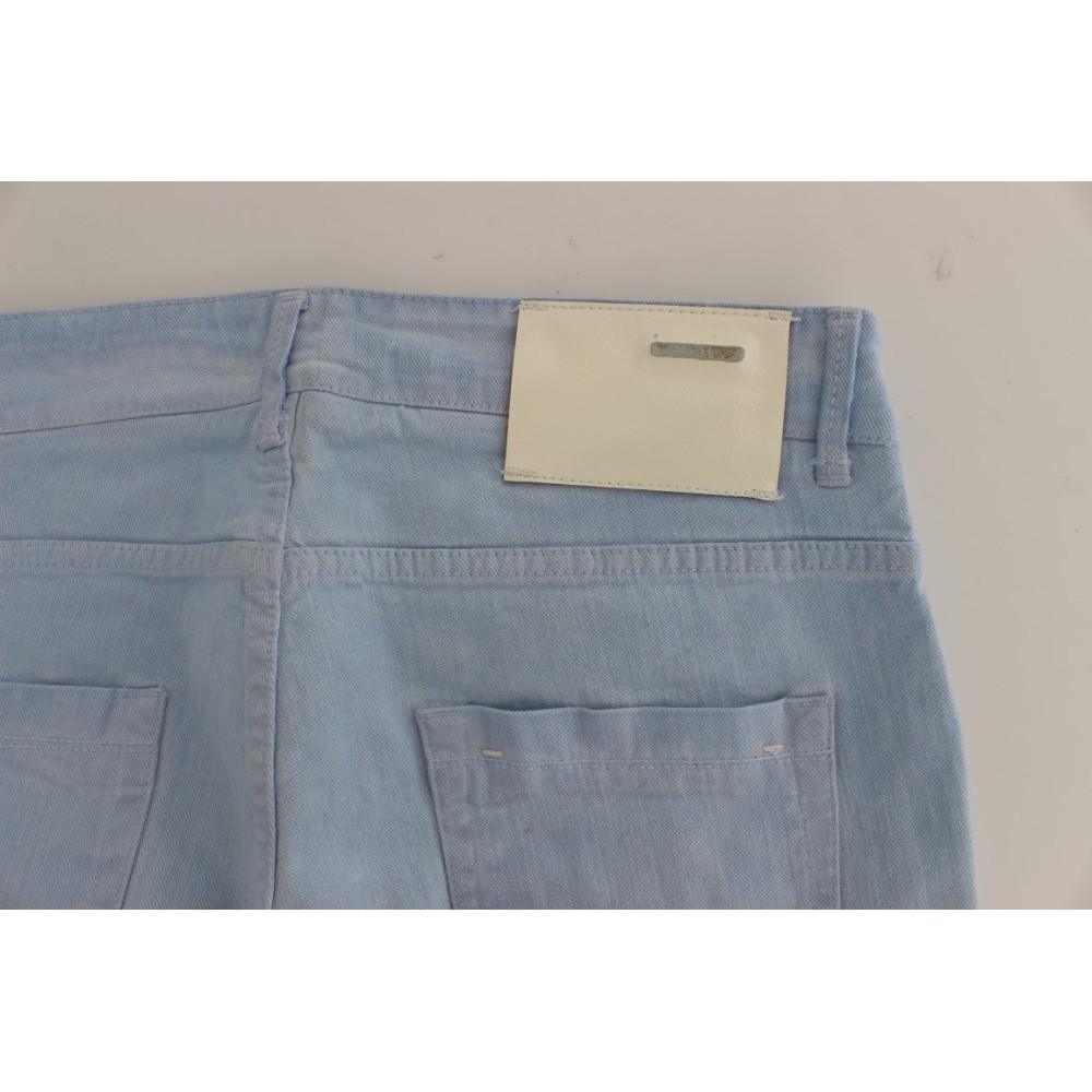 Acht Elegante Herrenjeans mit niedriger Taille und normaler Passform