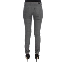 Costume National Schicke graue Slim-Fit Designer Jeans