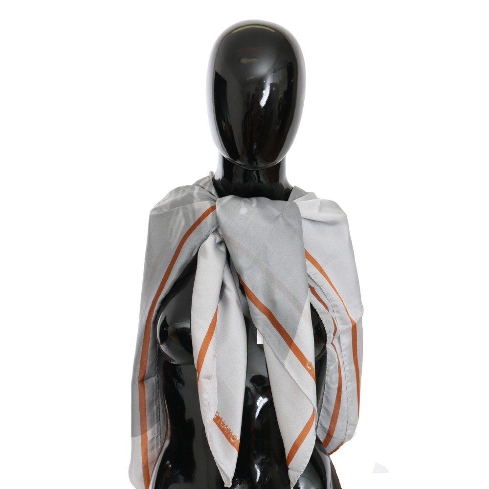 Costume National Eleganter floraler Seidenschal