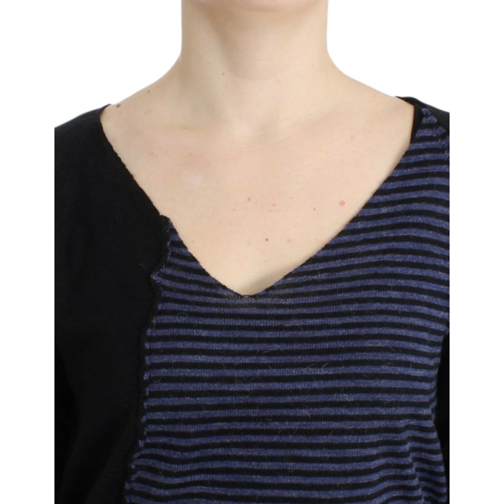 Costume National Luxuriöser Pullover mit gestreiftem V-Ausschnitt