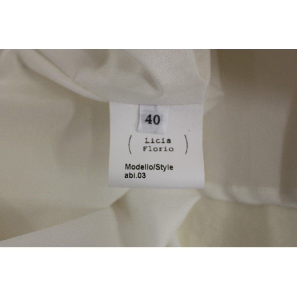 Licia Florio Elegantes Weißes Tee-Halstuchkleid