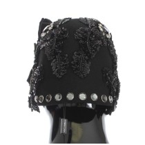 Dolce & Gabbana Eleganter schwarzer Kapuzenschal mit Pailletten