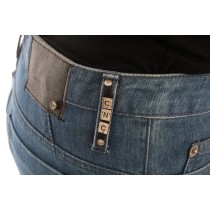 Costume National Elegante Boy Fit Jeans mit blauer Waschung