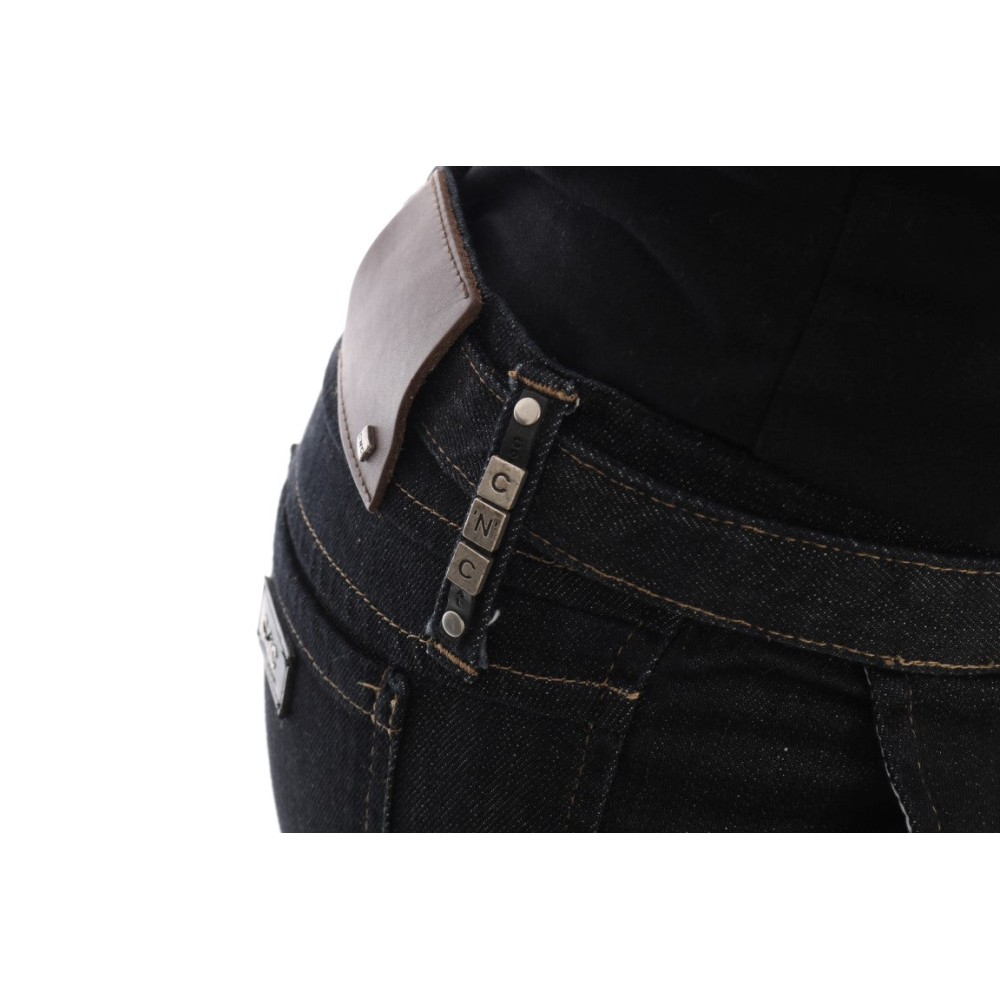 Costume National Svelte Dunkelblaue Slim Jeans aus Baumwolle