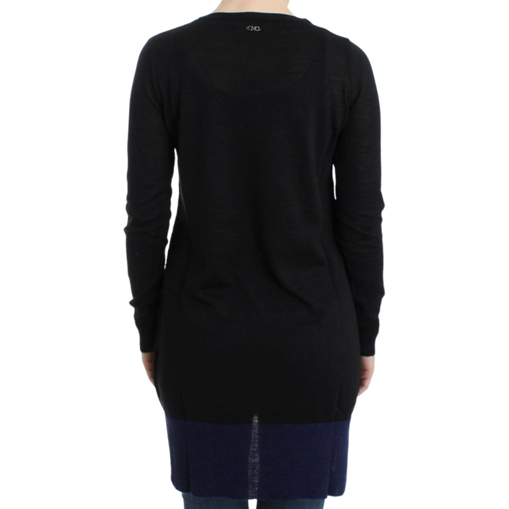 Costume National Leichter Pullover mit elegantem V-Ausschnitt