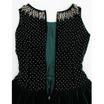 Dolce & Gabbana Verzaubertes Smaragdfarbenes Maxikleid aus Samt und Kristall