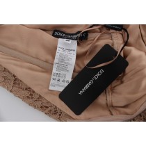 Dolce & Gabbana Elegantes rosa Maxikleid aus geblümter Spitze