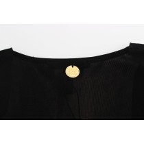 Roccobarocco Elegantes ärmelloses schwarzes Minikleid mit goldenen Details