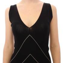 Alice Palmer Schickes monochromes Strickkleid