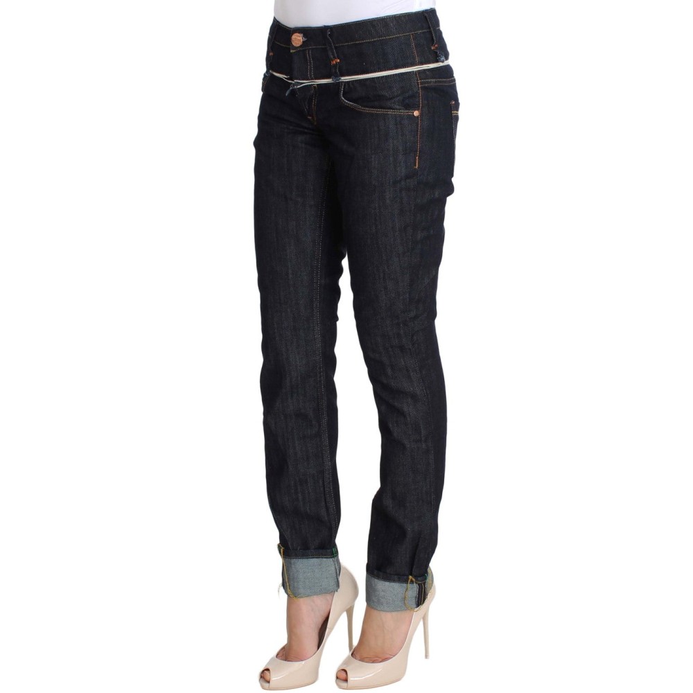 Acht Elegante dunkelblaue Jeans mit geradem Bein