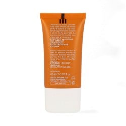 Anti-Sonnenfleckenfluid Rilastil Sun System D-Clar Spf 50+ Medium (40 ml)