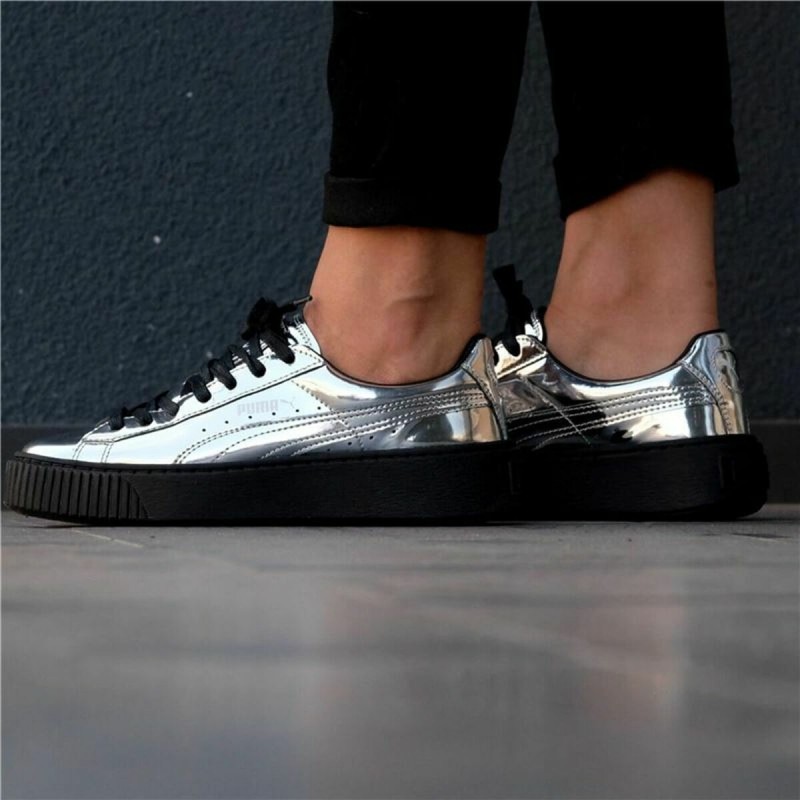 Chaussures de sport pour femme Puma Basket Platform Metallic  Gris clair