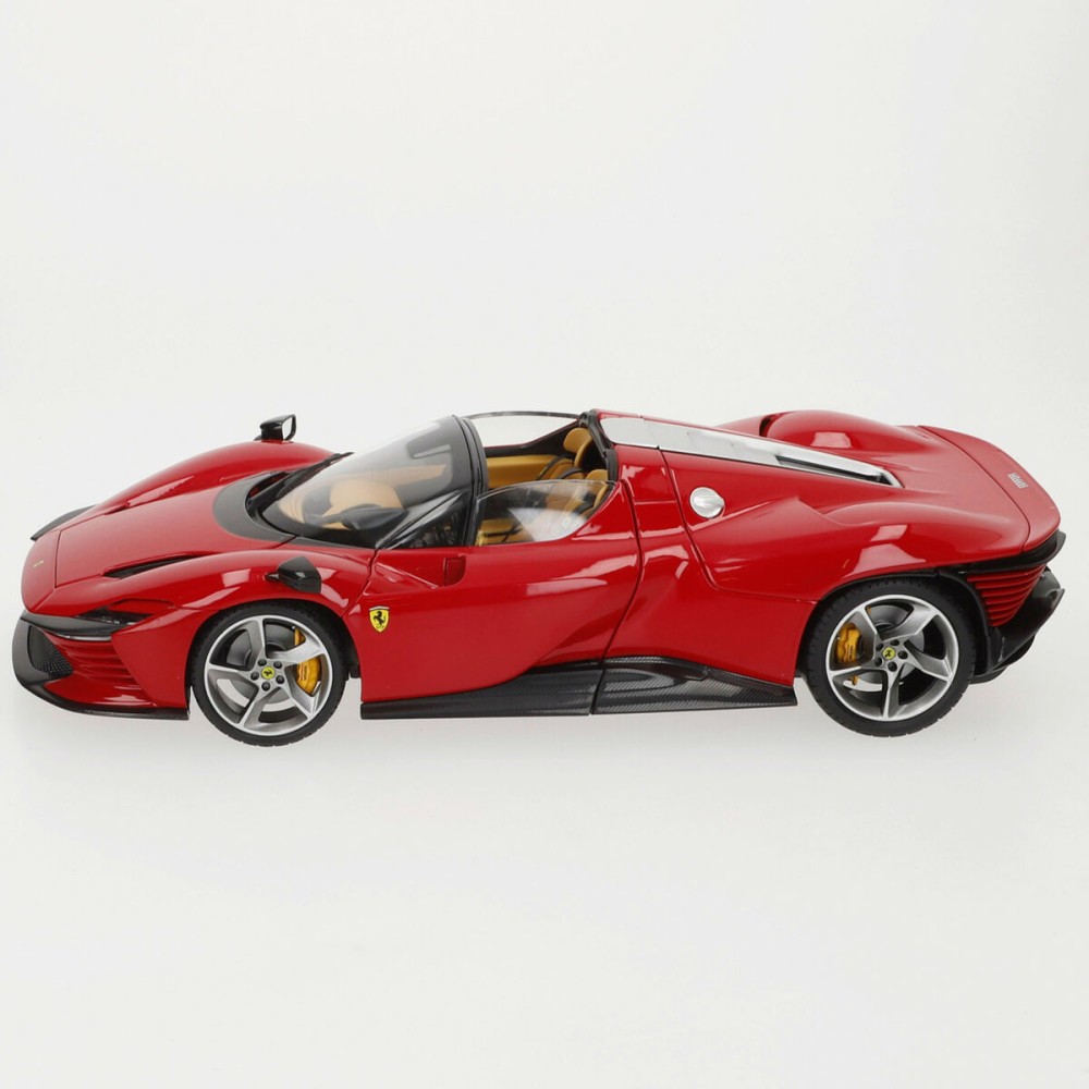 Car Bburago Ferrari Daytona SP 1:18