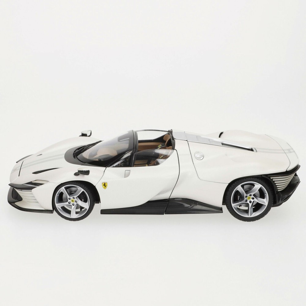 Car Bburago Ferrari Daytona SP 1:18