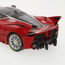 Car Bburago Ferrari FXX K 88 1:18