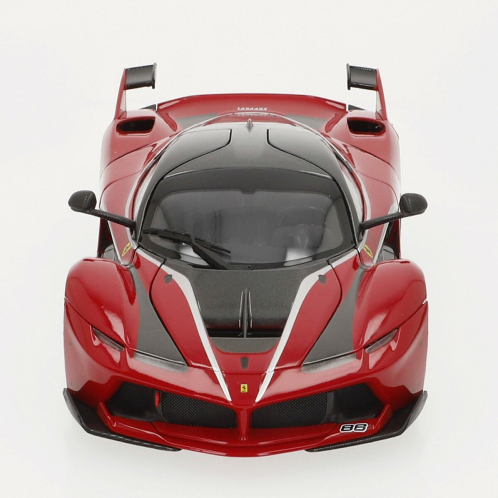 Car Bburago Ferrari FXX K 88 1:18